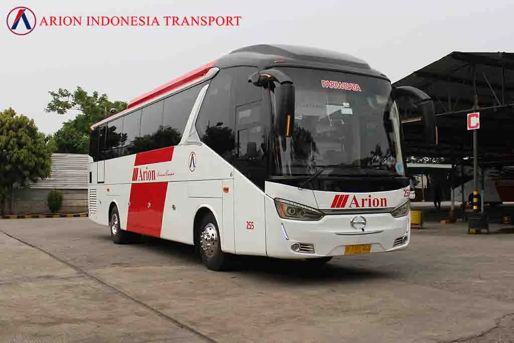 Perjalanan dengan Bus Pariwisata